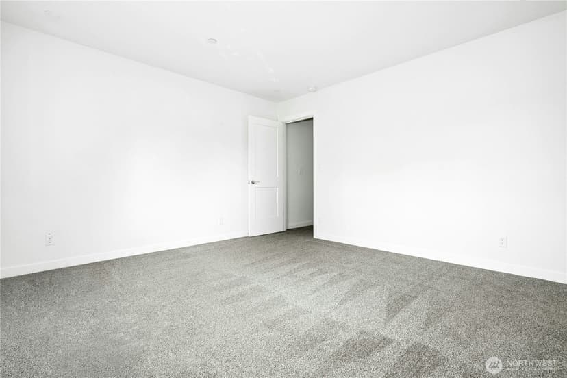 Property photo for 174 Countryman Drive, Monroe photo 22