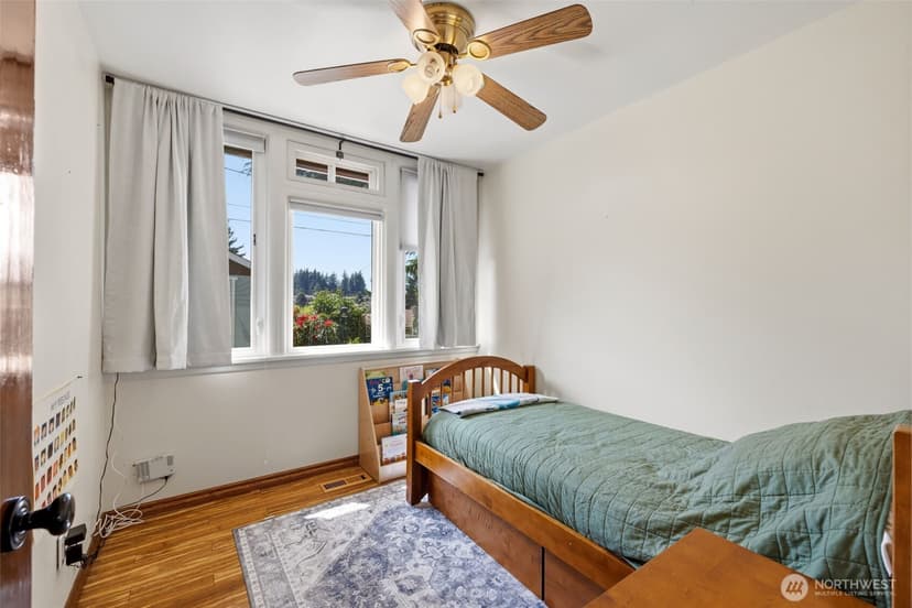 Property photo for 4826 Delaware Avenue, Everett photo 24