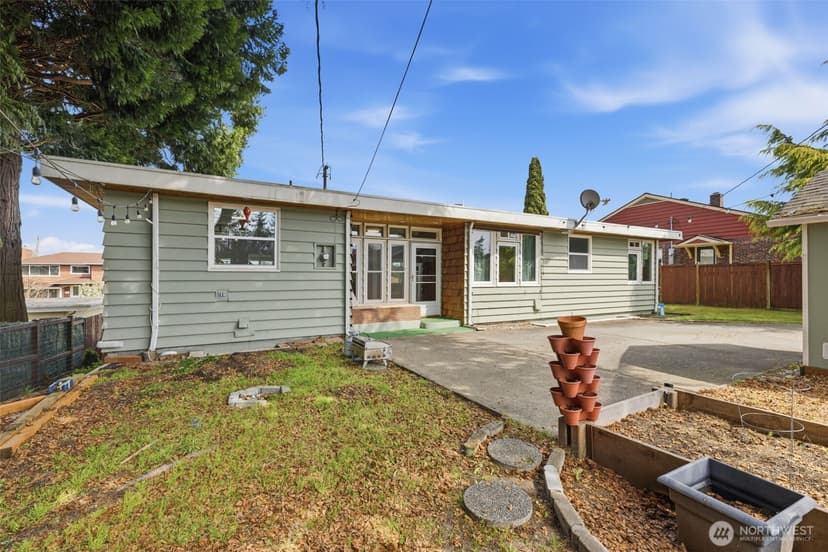 Property photo for 4826 Delaware Avenue, Everett photo 31