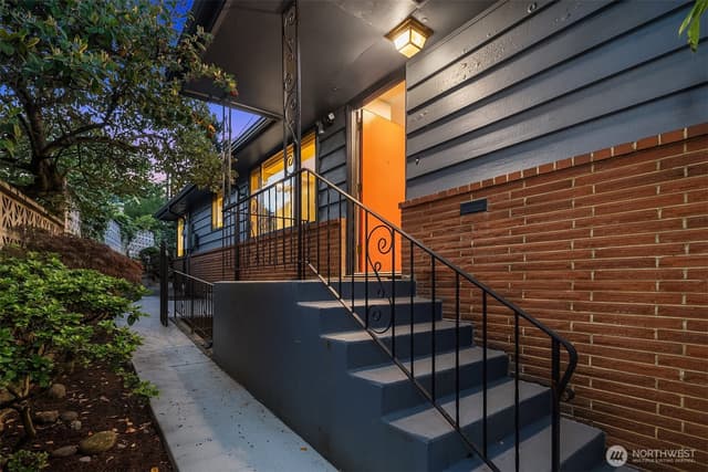Property photo for 7515 Bagley Avenue N, Seattle photo 4