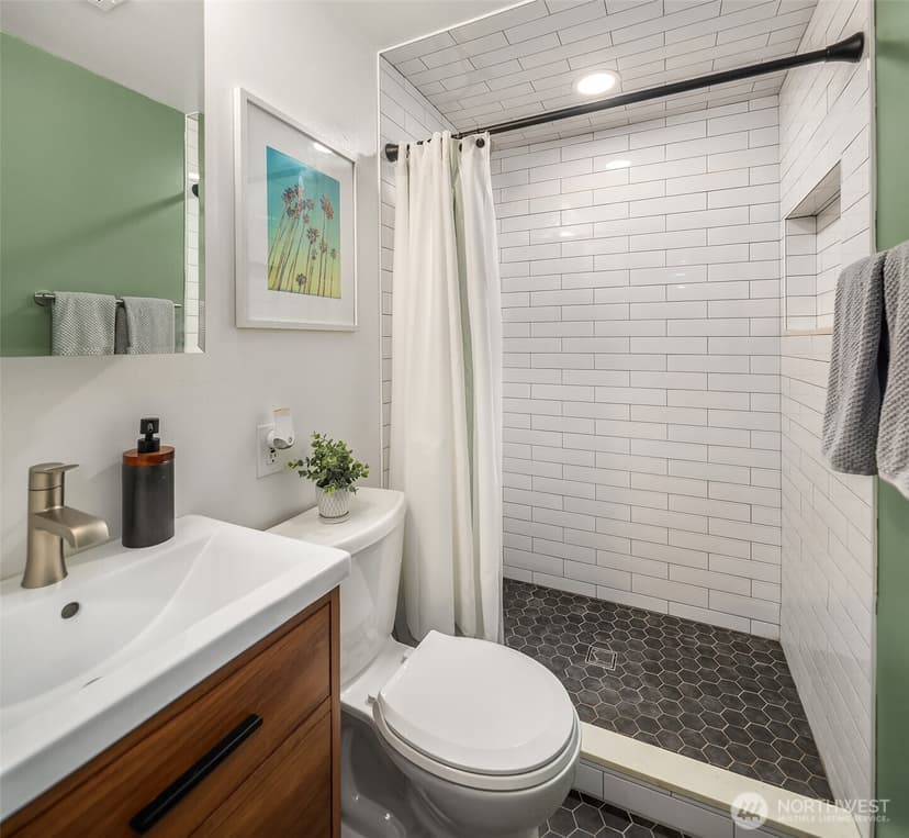 Property photo for 7515 Bagley Avenue N, Seattle photo 25