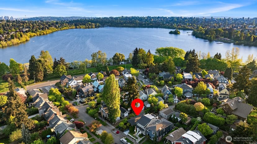 Property photo for 7515 Bagley Avenue N, Seattle photo 8