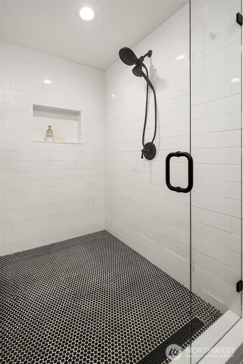Property photo for 2640 SW 163rd Street, Burien photo 31