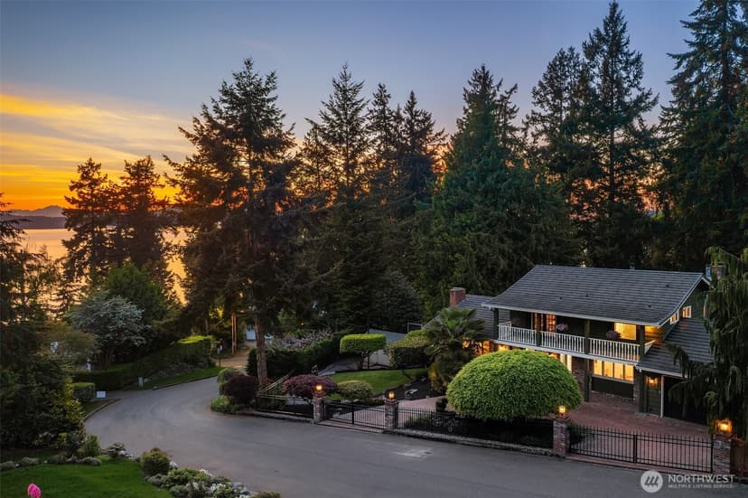 Property photo for 2640 SW 163rd Street, Burien