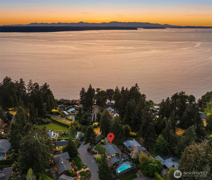 Property photo for 2640 SW 163rd Street, Burien photo 3