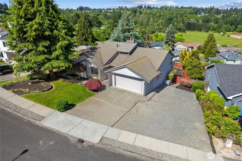 Property photo for 746 22nd Street SW, Puyallup photo 6