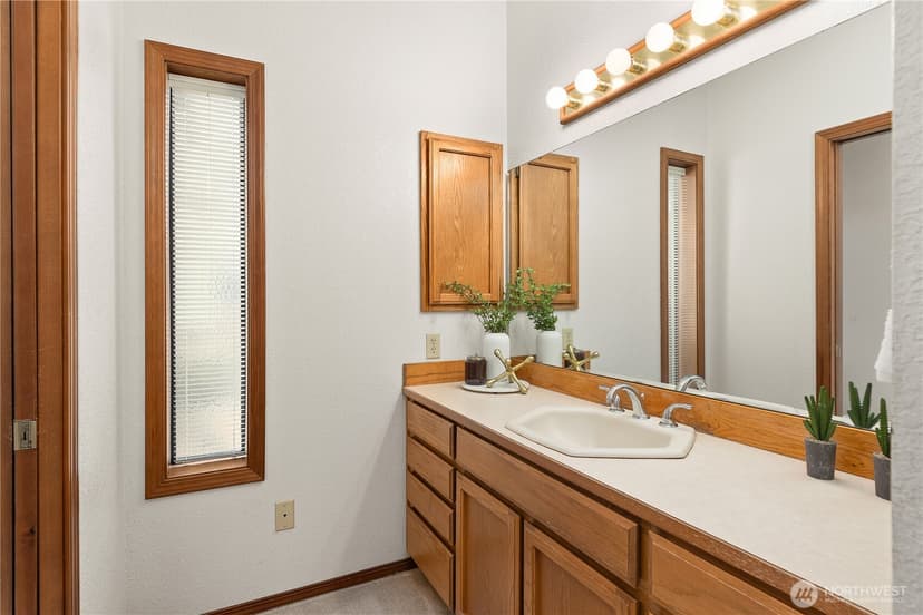 Property photo for 746 22nd Street SW, Puyallup photo 19