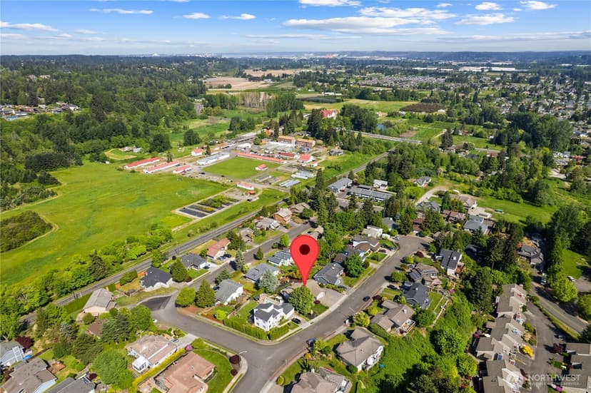 Property photo for 746 22nd Street SW, Puyallup photo 39