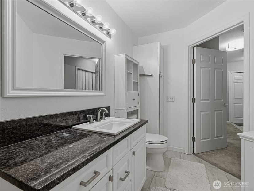 Property photo for 18501 SE Newport Way #H136, Issaquah photo 24