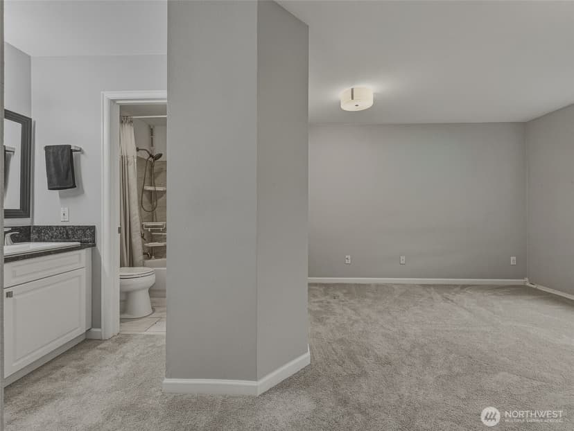 Property photo for 18501 SE Newport Way #H136, Issaquah photo 18