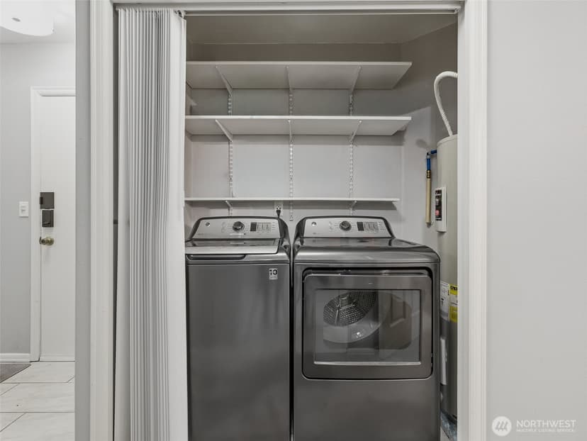 Property photo for 18501 SE Newport Way #H136, Issaquah photo 22