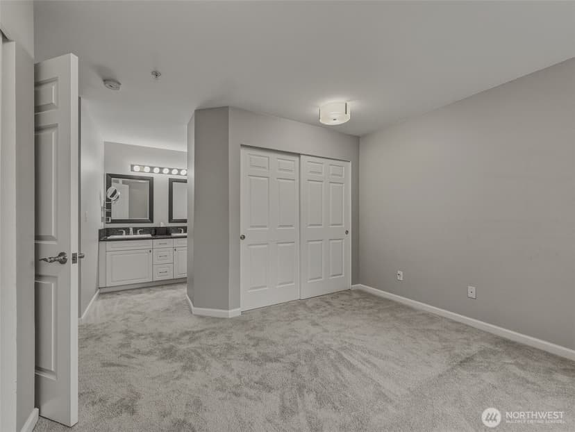 Property photo for 18501 SE Newport Way #H136, Issaquah photo 16