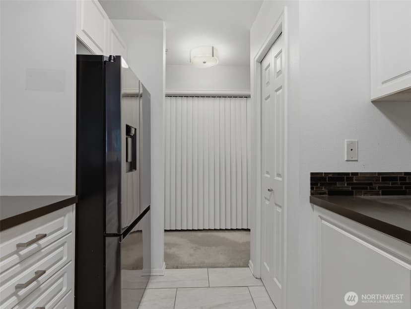 Property photo for 18501 SE Newport Way #H136, Issaquah photo 14