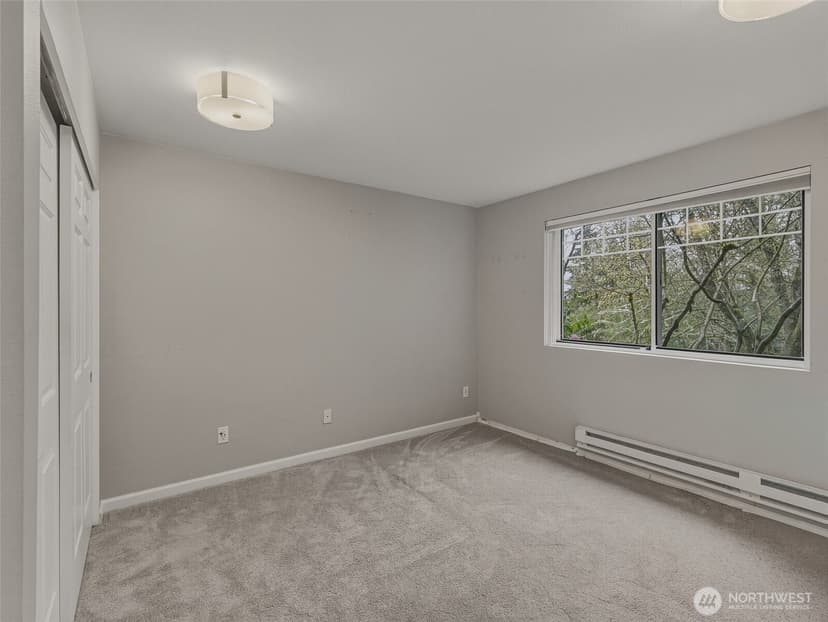 Property photo for 18501 SE Newport Way #H136, Issaquah photo 17
