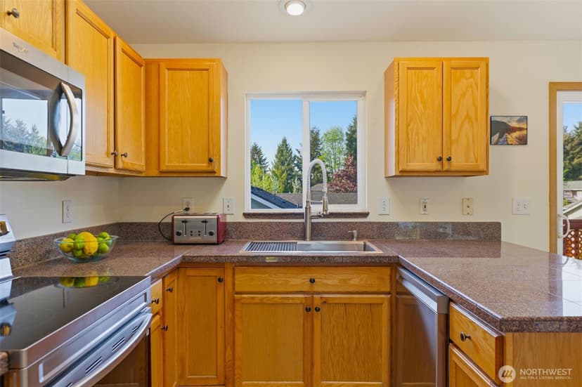 Property photo for 16973 Ashleigh Place SE, Monroe photo 12