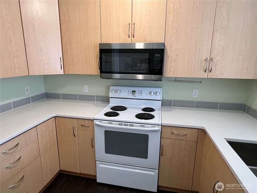 Property photo for 746 241st Lane SE #K6, Sammamish photo 9