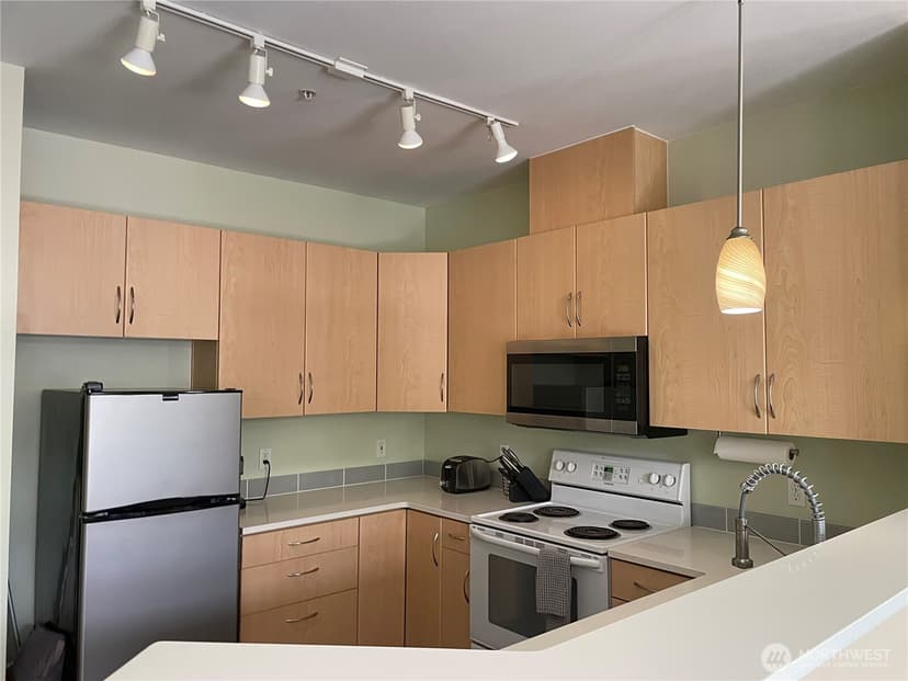 Property photo for 746 241st Lane SE #K6, Sammamish photo 8