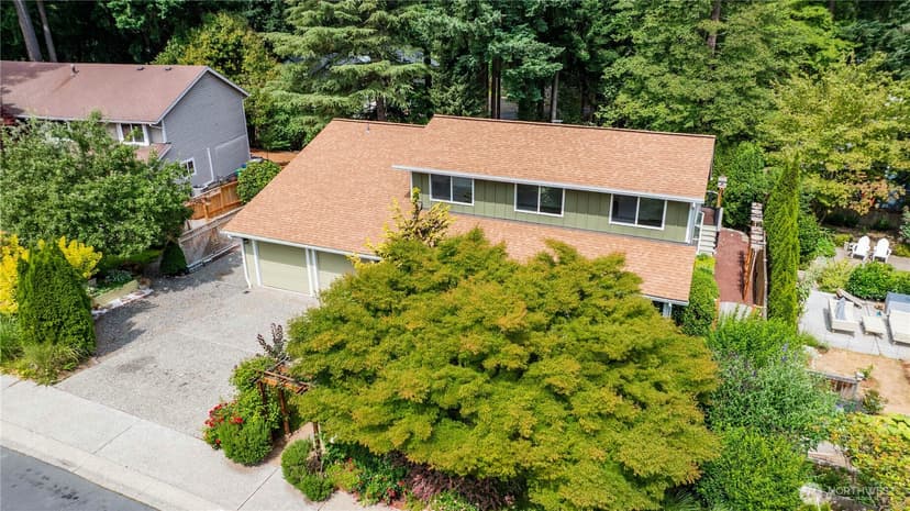 Property photo for 10310 117th Place NE, Kirkland photo 34