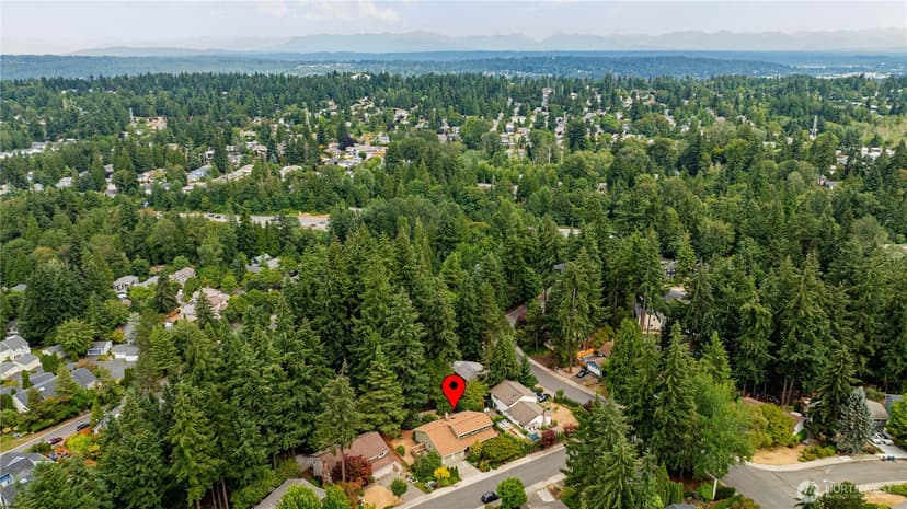 Property photo for 10310 117th Place NE, Kirkland photo 37