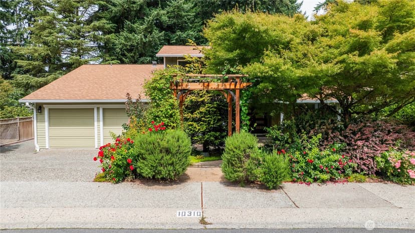 Property photo for 10310 117th Place NE, Kirkland