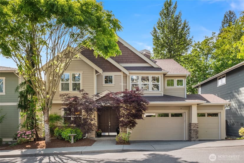 Property photo for 10337 155th Avenue NE, Redmond photo 2