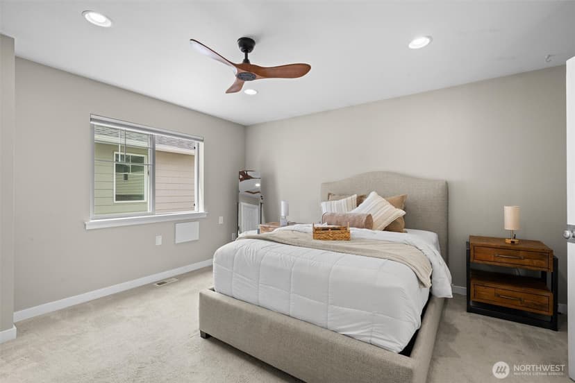 Property photo for 11810 14th Avenue W #14, Everett photo 15