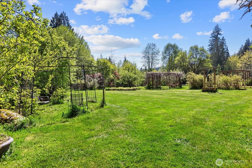 Property photo for 121 N Carpenter Road, Snohomish photo 7