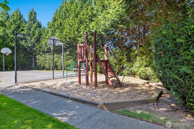 Property photo for 5731 12th Avenue W #I-101, Everett photo 29
