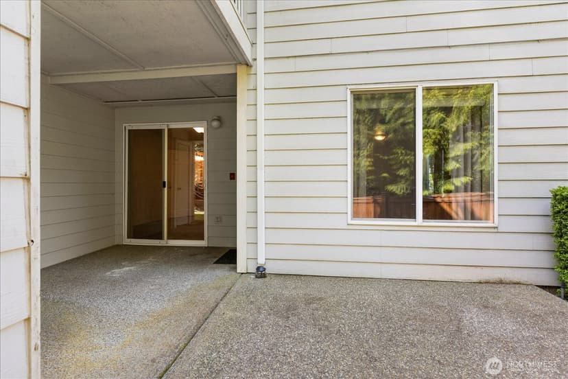 Property photo for 5731 12th Avenue W #I-101, Everett photo 22