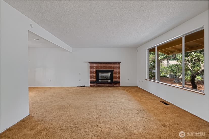 Property photo for 6323 89th Avenue W, University Place photo 6