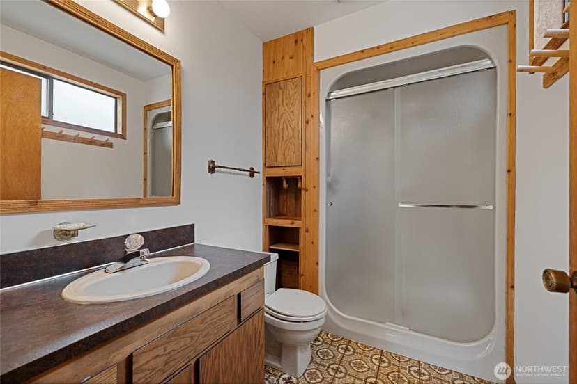Property photo for 6323 89th Avenue W, University Place photo 22