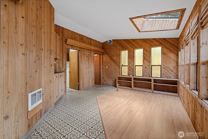 Property photo for 6323 89th Avenue W, University Place photo 18