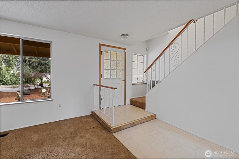 Property photo for 6323 89th Avenue W, University Place photo 4