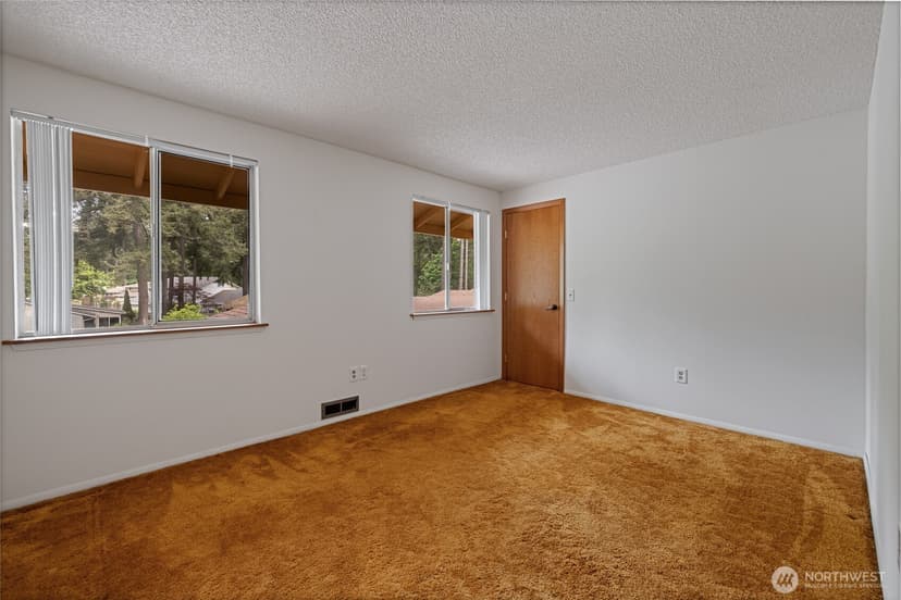 Property photo for 6323 89th Avenue W, University Place photo 30