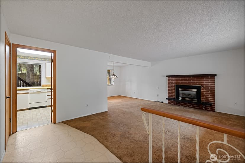 Property photo for 6323 89th Avenue W, University Place photo 7