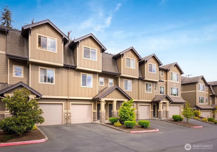 Property photo for 1900 Weaver Road #G103, Snohomish