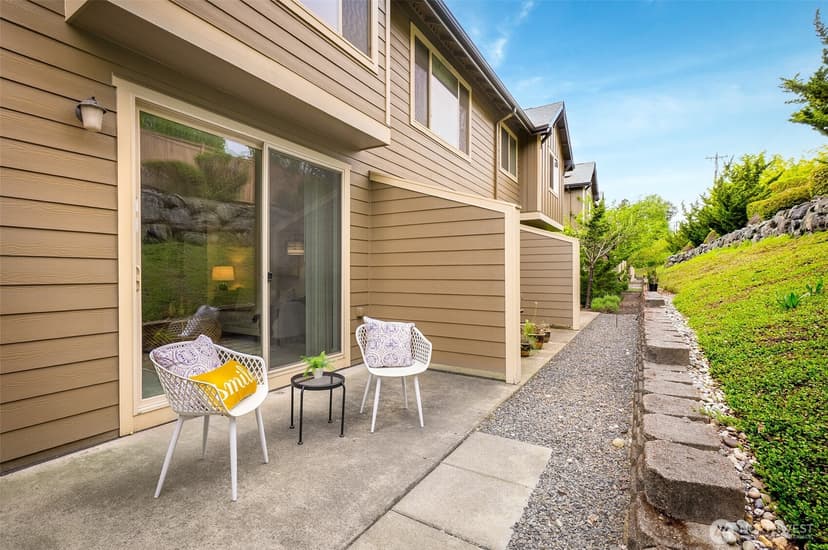 Property photo for 1900 Weaver Road #G103, Snohomish photo 13