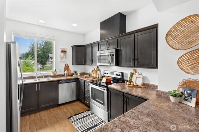 Property photo for 1900 Weaver Road #G103, Snohomish photo 5