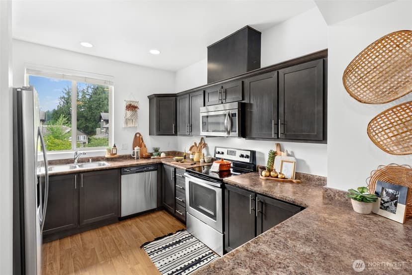 Property photo for 1900 Weaver Road #G103, Snohomish photo 5