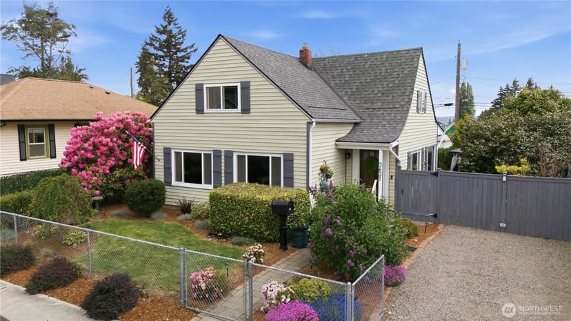 Property photo for 3631 E I Street, Tacoma photo 2
