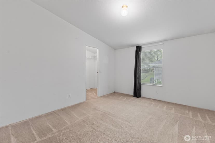 Property photo for 1829 137th Street E #101, Tacoma photo 17