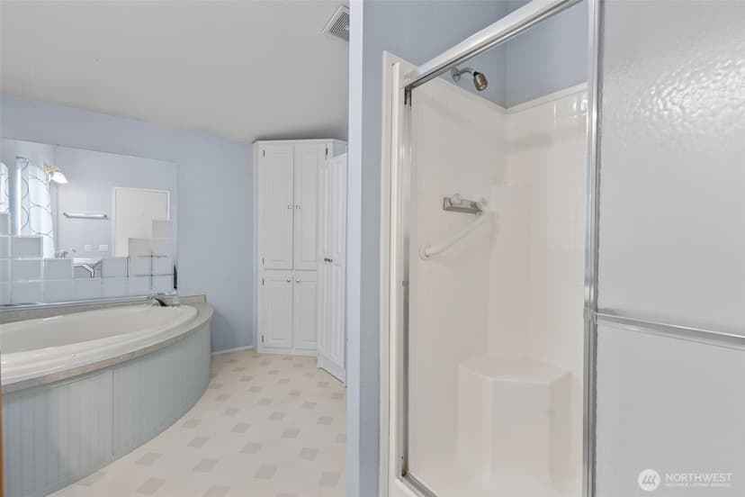 Property photo for 1829 137th Street E #101, Tacoma photo 16