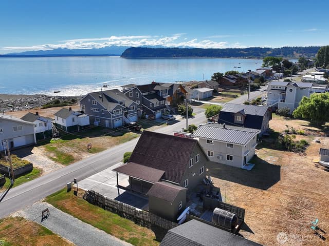 Property photo for 2633 Sunlight Beach Road, Clinton photo 2