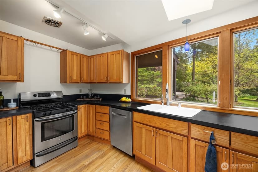 Property photo for 21833 103rd Avenue SW, Vashon photo 12