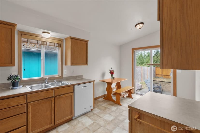 Property photo for 7713 63rd Street NE, Marysville photo 10