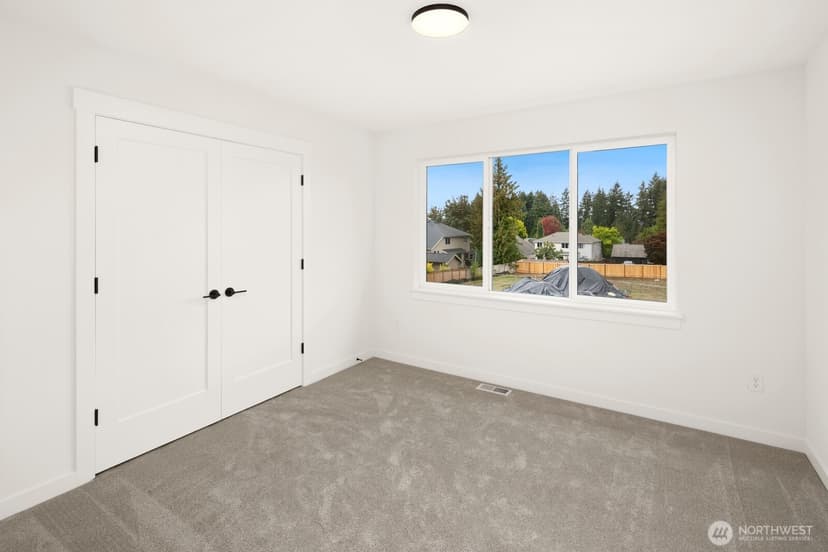 Property photo for 13710 42nd Avenue SE, Mill Creek photo 20