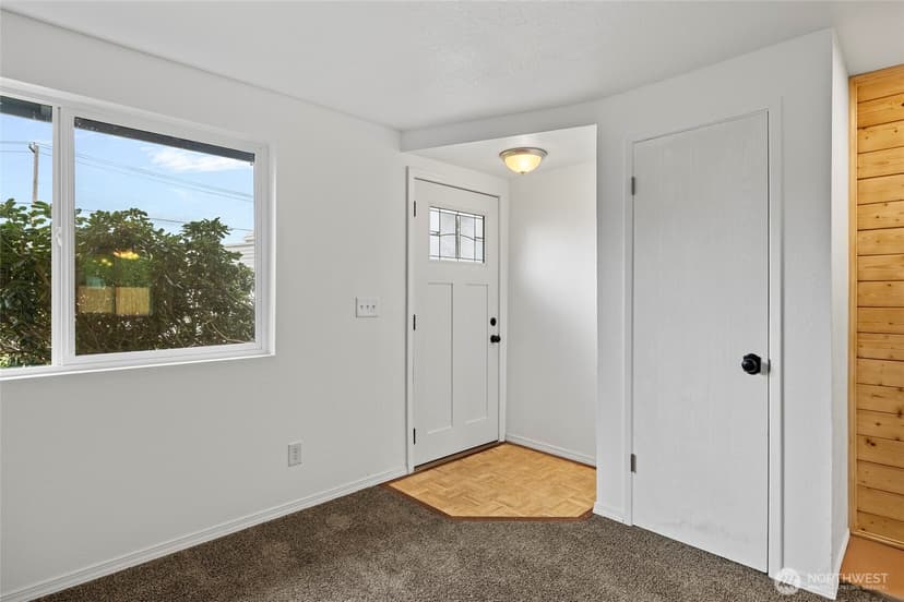 Property photo for 326 W Marion Street, Arlington photo 3
