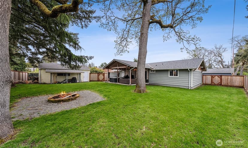 Property photo for 10402 Douglas Drive SW, Lakewood photo 22