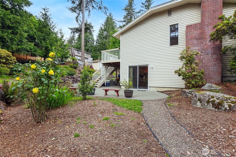 Property photo for 155 Capella Drive NW, Issaquah photo 27