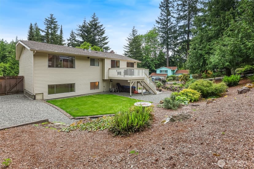 Property photo for 155 Capella Drive NW, Issaquah photo 23